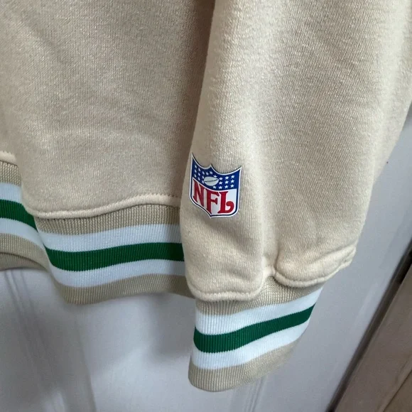 NWT NFL Philadelphia Eagles Tan Crewneck Sweatshirt, Size Large - Picture 4 of 6